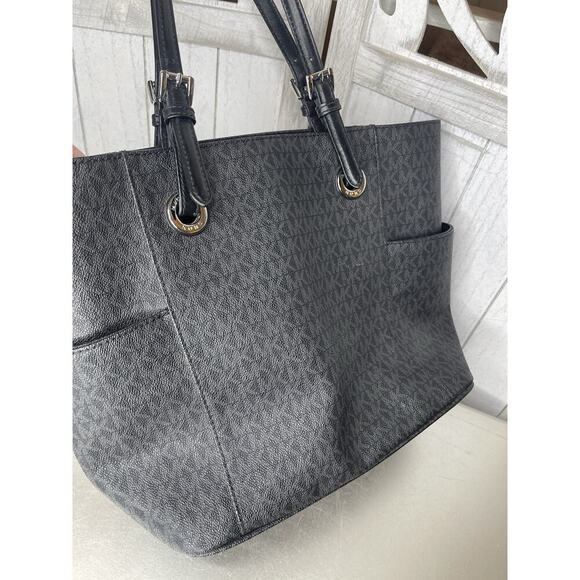 Michael Kors Signature Large Jet Set Logo Tote Black With Silver Hardware - Picture 2 of 9